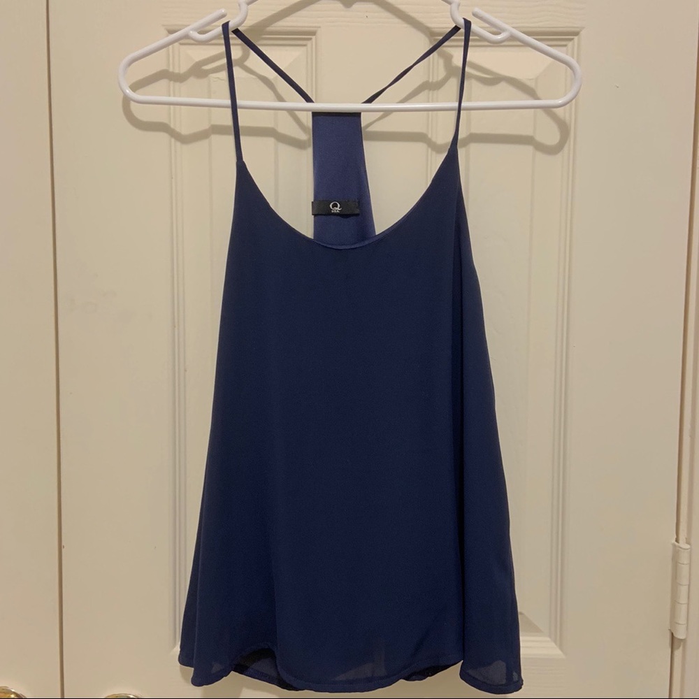 Two-Layered Navy Tank with Back Cutouts